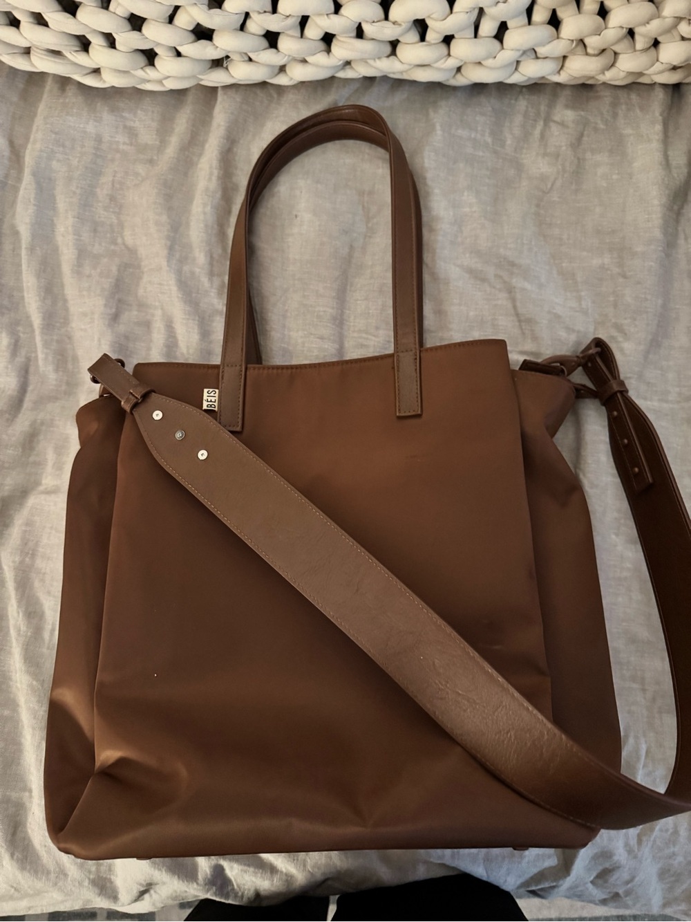 Beis Commuter Tote in Maple - Picture 11 of 12